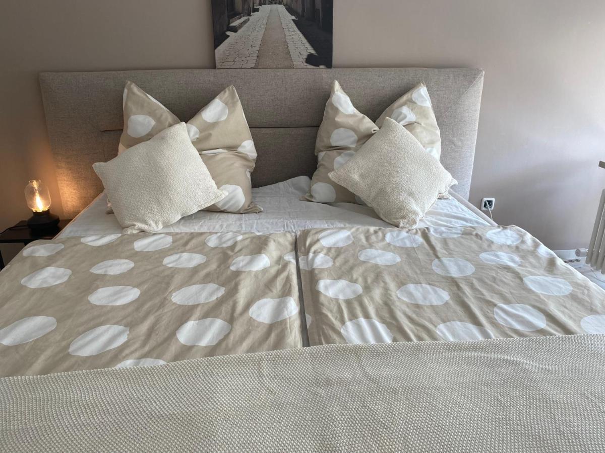 Zentrales Privatapartment Bad Homburg vor der Höhe Esterno foto